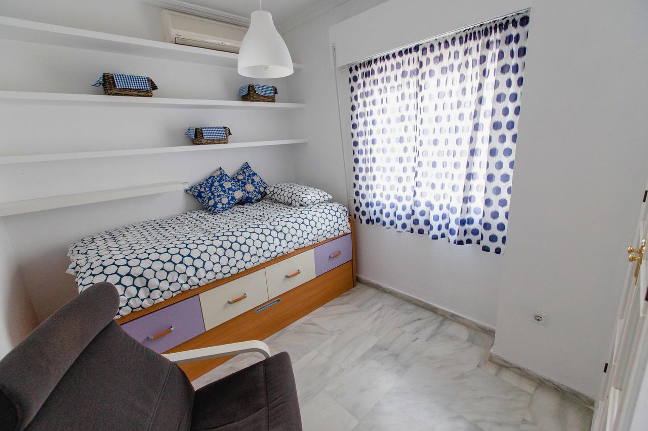 Apartamentos Las Huertas Cadiz Luaran gambar