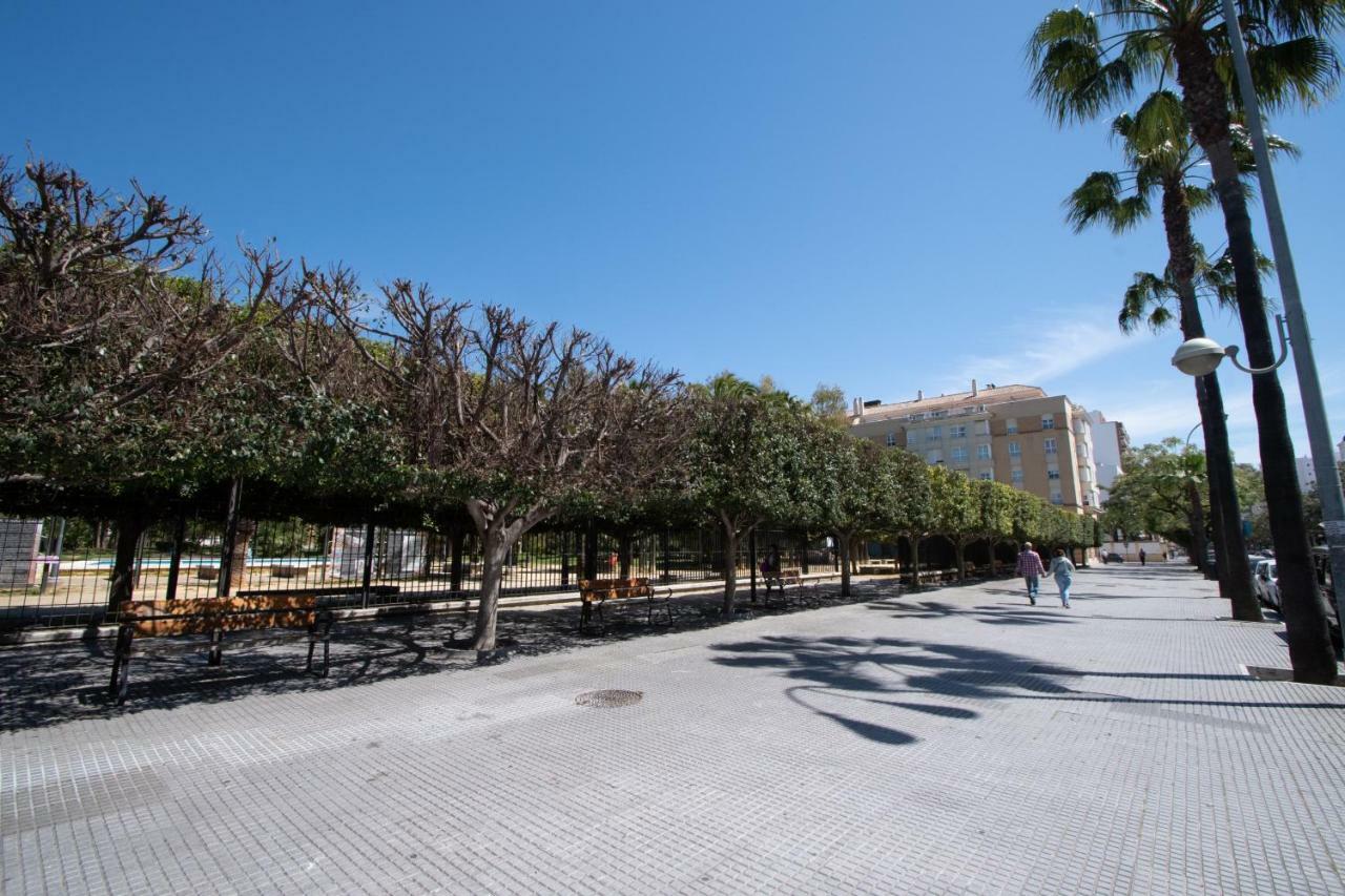 Apartamentos Las Huertas Cadiz Luaran gambar
